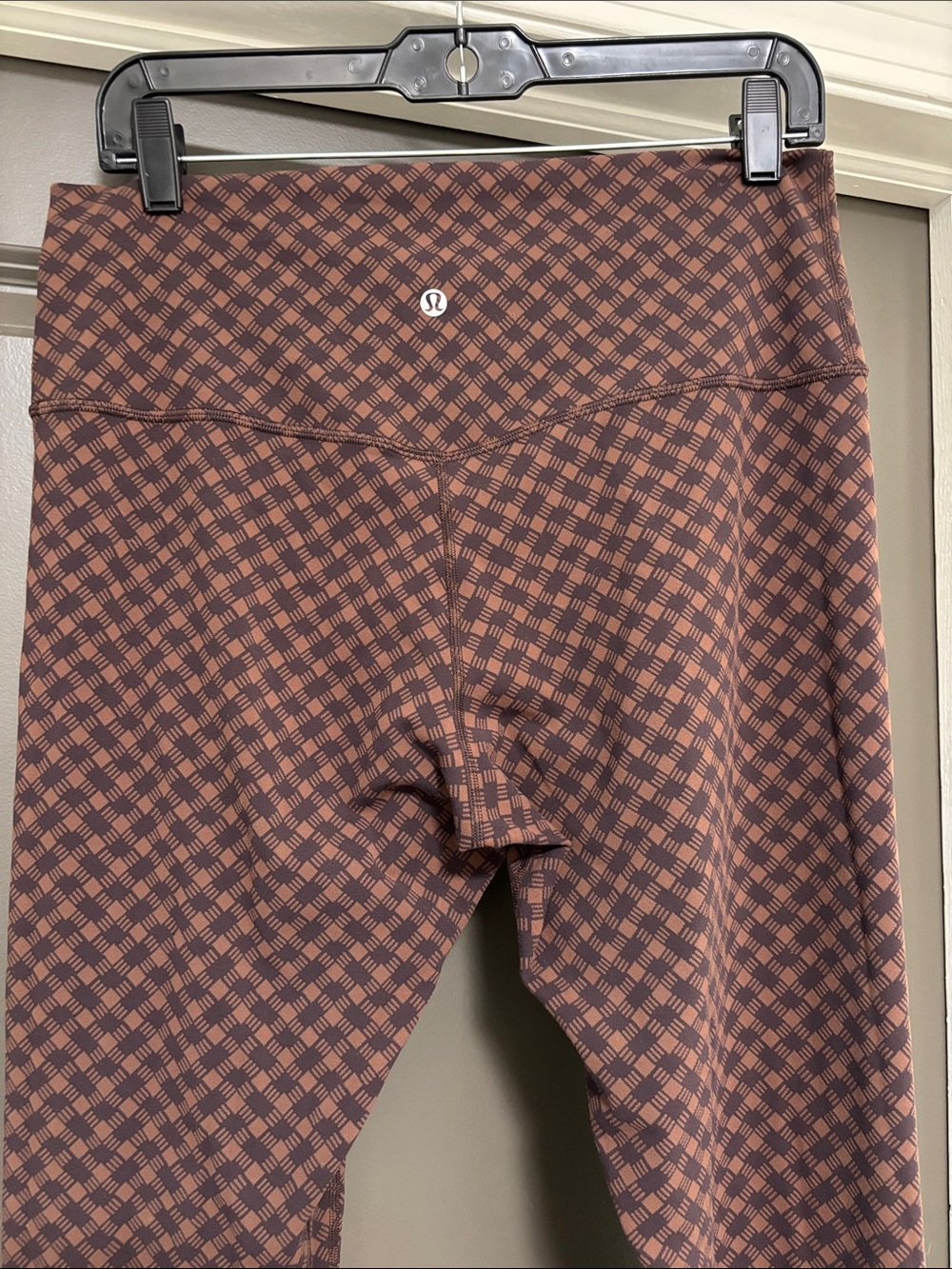 Lululemon brown patterned leggings 14